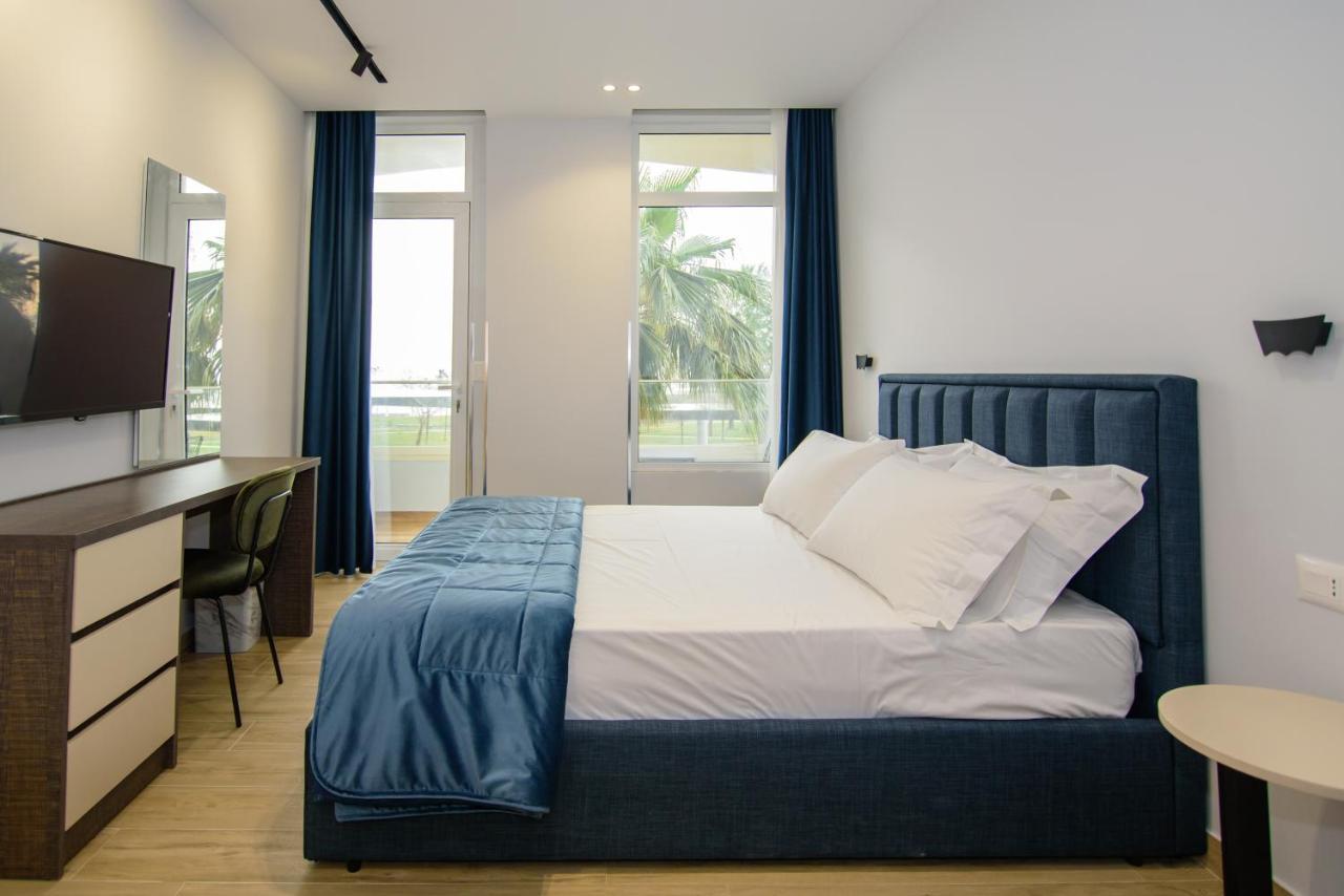 Palm Side Hotel วญอเรอ ภายนอก รูปภาพ