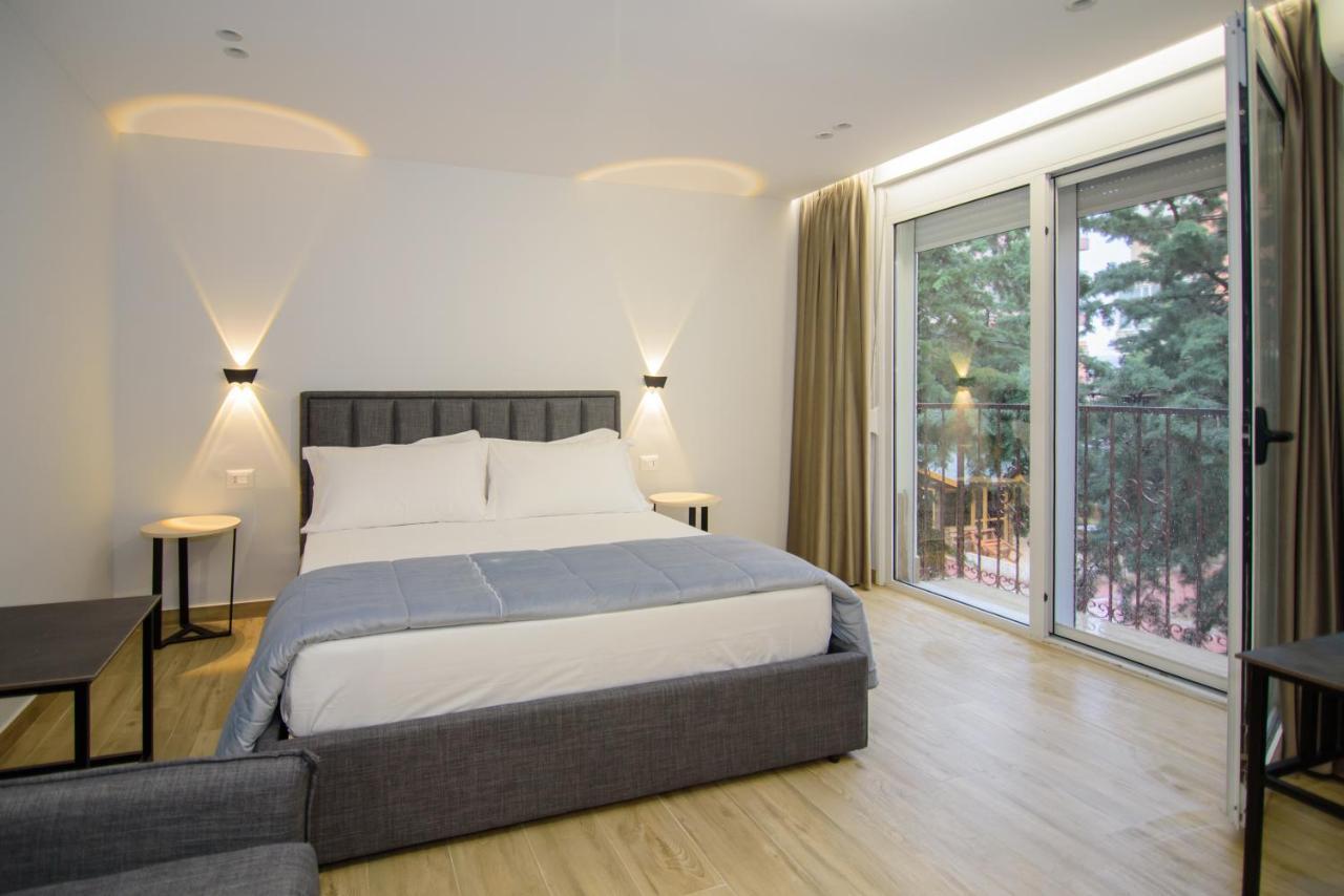 Palm Side Hotel วญอเรอ ภายนอก รูปภาพ