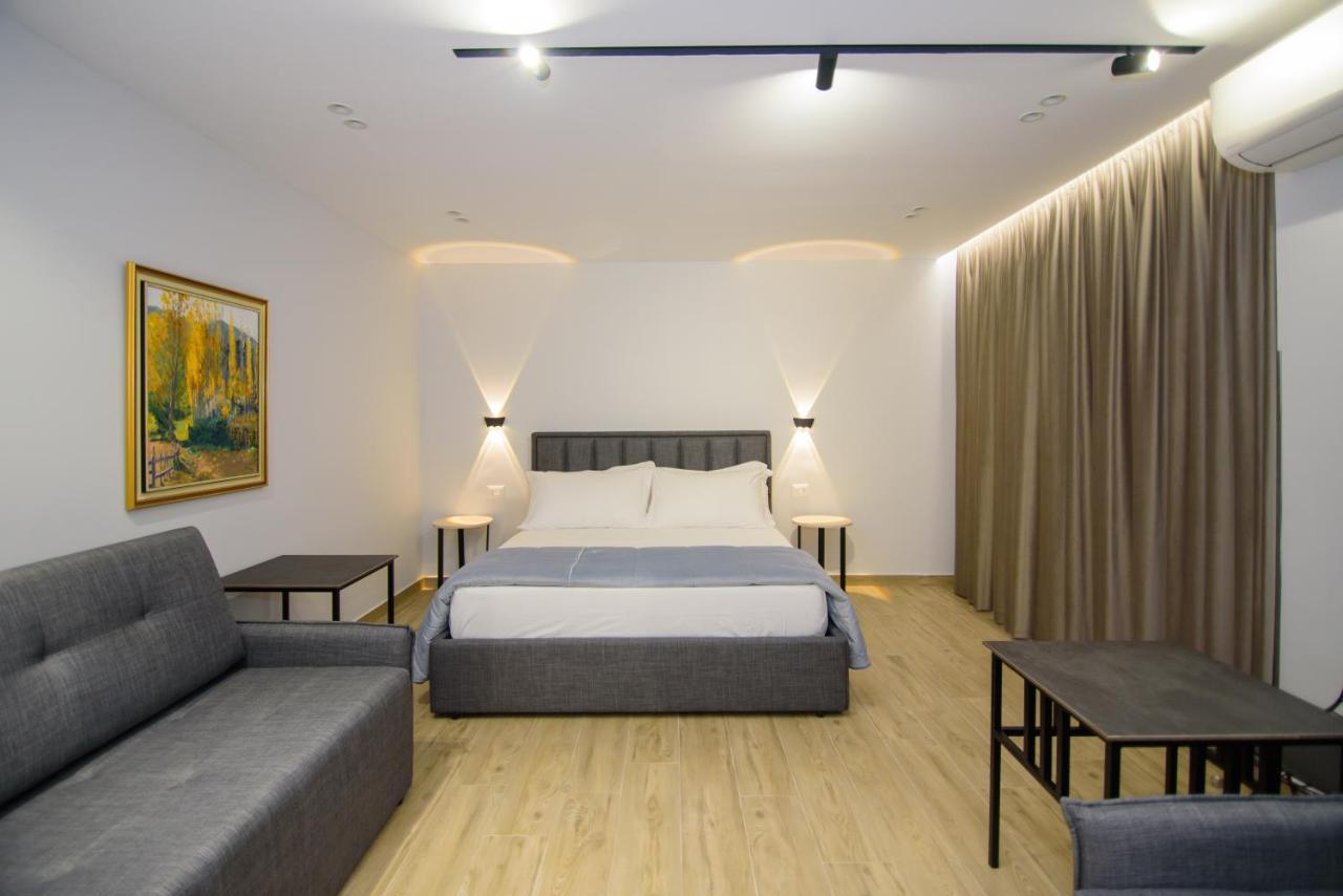 Palm Side Hotel วญอเรอ ภายนอก รูปภาพ